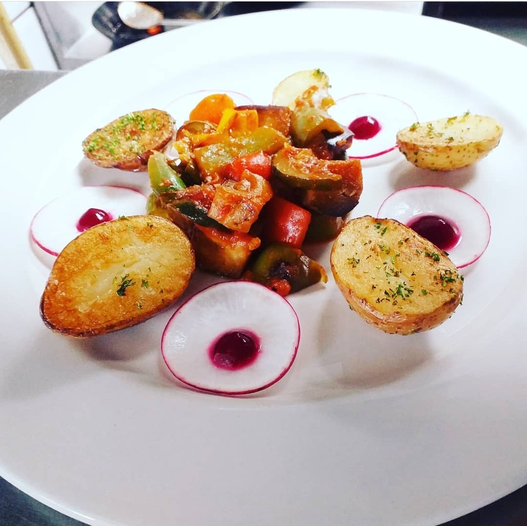 Vegetables & roast potatoes